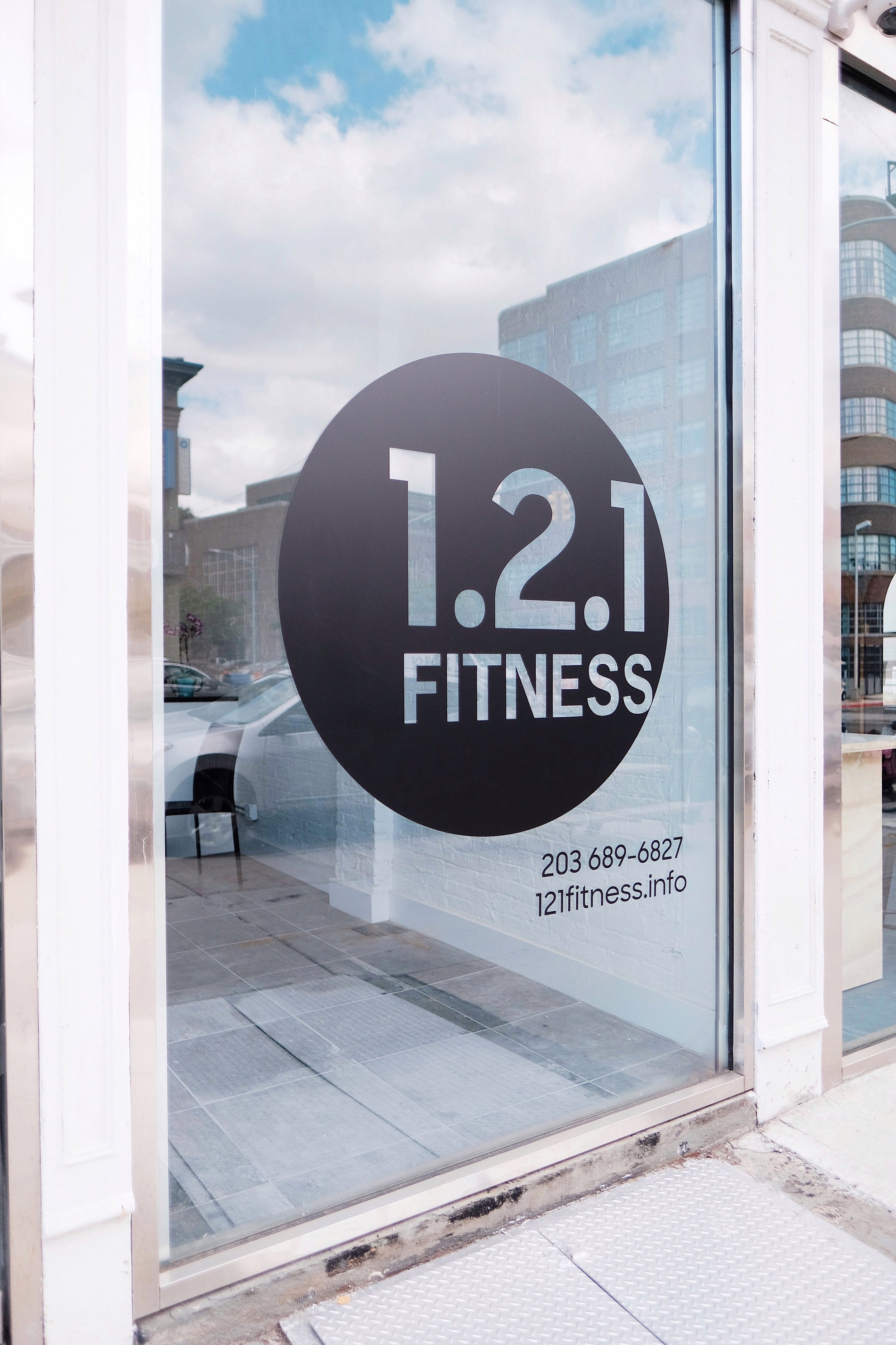 1.2.1 Fitness studio